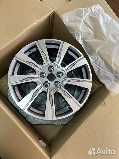 Литой диск Cadillac XT4 2019-2023