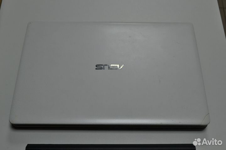 Ноутбук Asus X502C в разбор