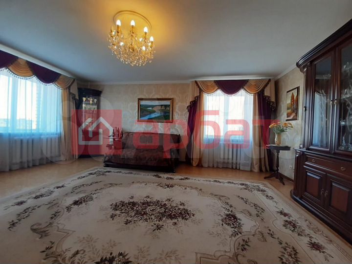 3-к. квартира, 100,1 м², 8/9 эт.