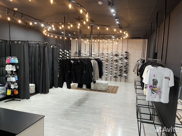 Магазин одежды Nike / Carhartt / Jordan