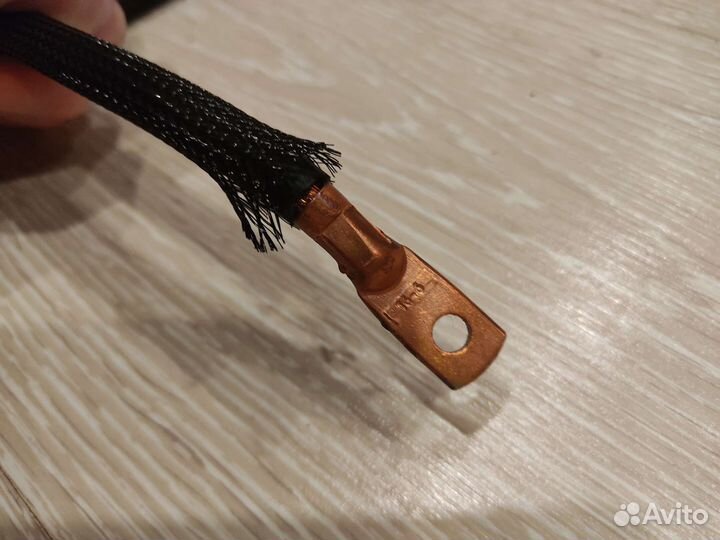 Силовые провода для прикуривания автомобиля