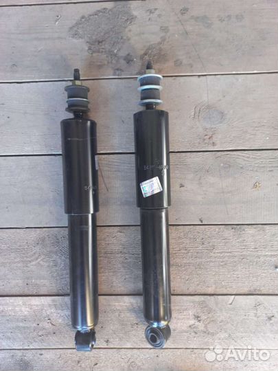 Продаю амортизаторы