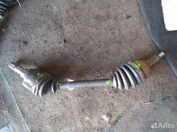 Полуось Ford Mondeo 3, 2001