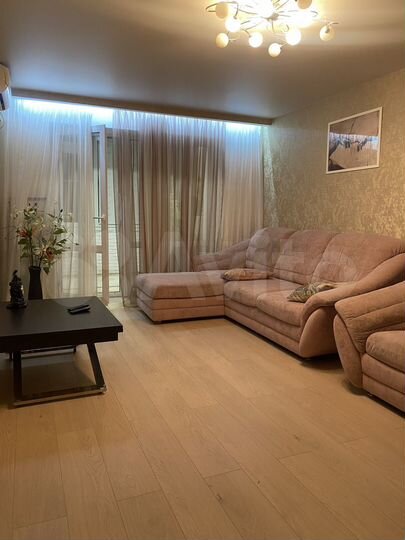 3-к. квартира, 70 м², 2/5 эт.