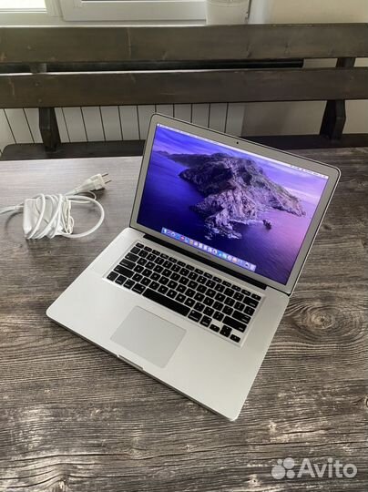 Apple MacBook Pro 15 i7/8GB/120GB Топовый