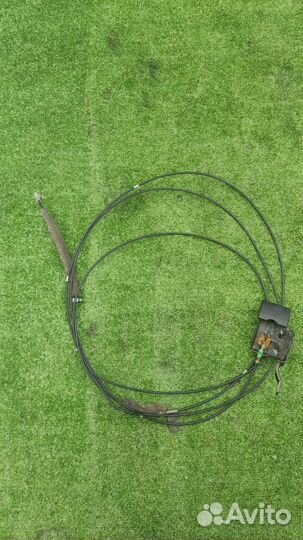 Тросик топливного бака Nissan Serena QR20DE 2002