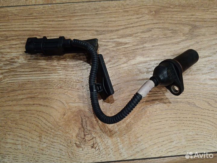 Датчик положения коленвала Kia rio/solaris