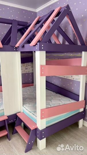 Продаю детскую кровать(домик) для 2х детей