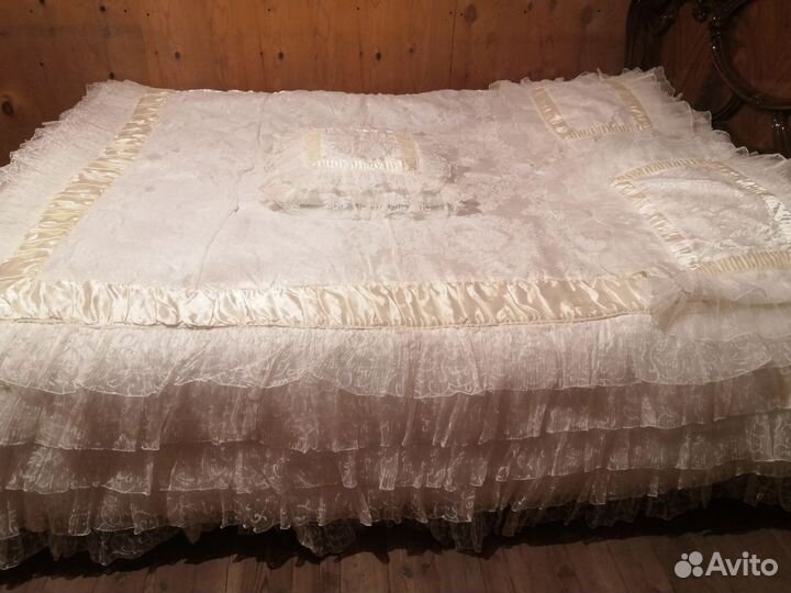 Покрывало на кровать