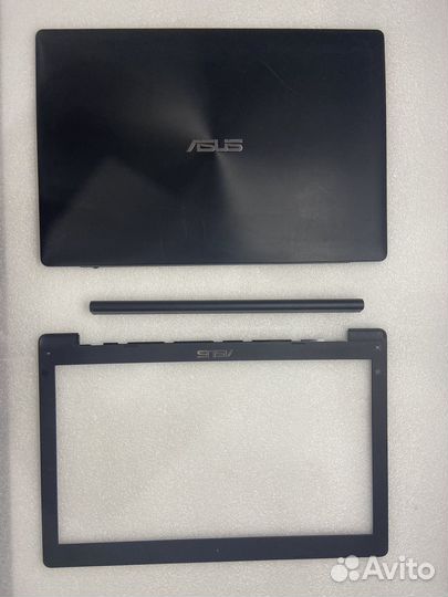 Ноутбук Asus X553M в разборе по запчастям