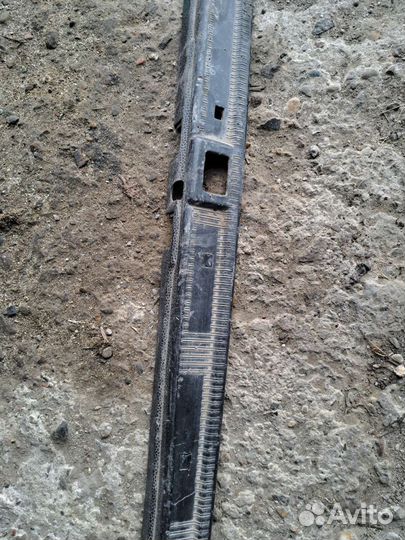 Накладка замка багажника Mercedes W140