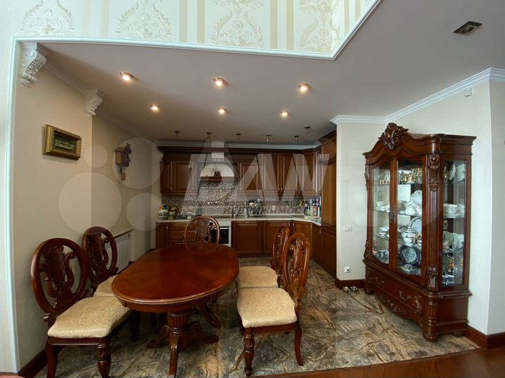 5-к. квартира, 204 м², 16/18 эт.