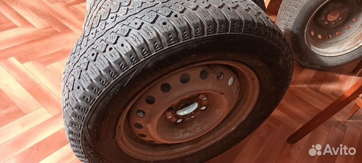 Uniroyal WinterExpert 175/70 R13 Q