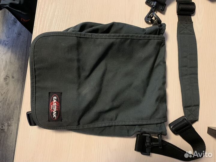 Сумка мессенджер eastpak