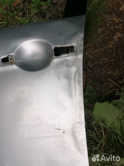 Дверь передняя левая lancer 10 a 31