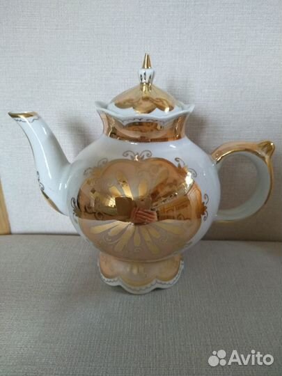 Кисловодский фарфор: чайник, собачки