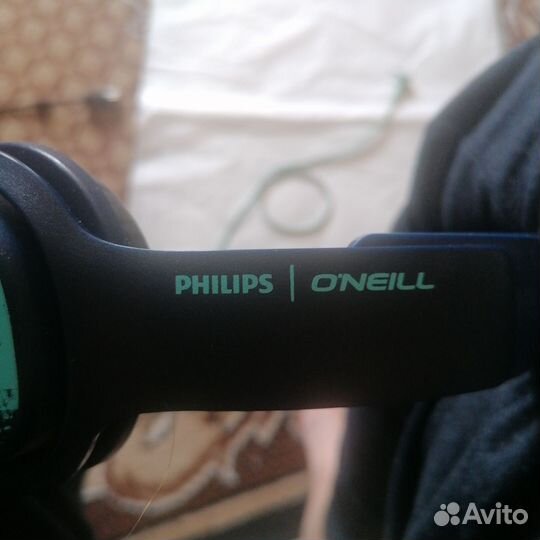 Проводные наушники philips