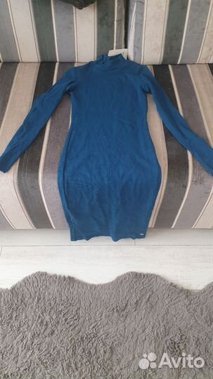 Платья и костюмы женские