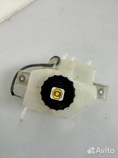 Бачок тормозной жидкости Lexus NX рест. 2021