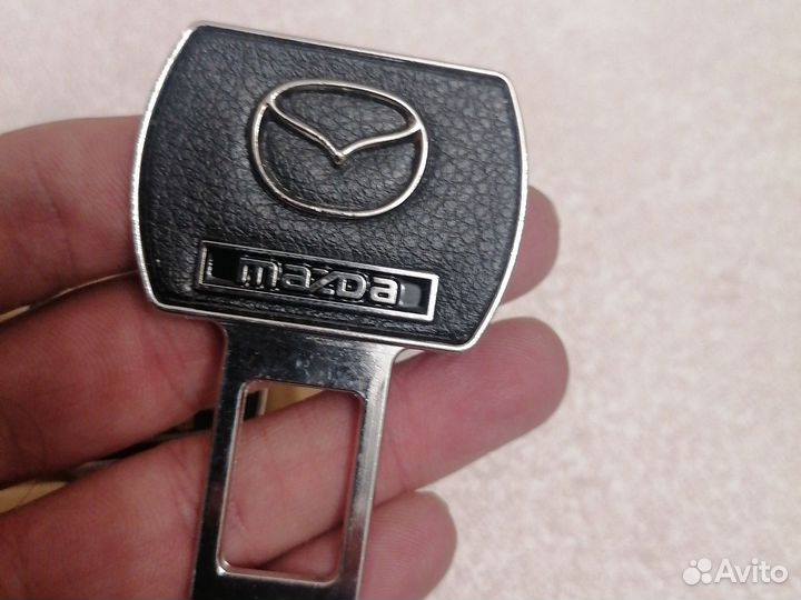 Заглушки ремня безопасности mazda2шт