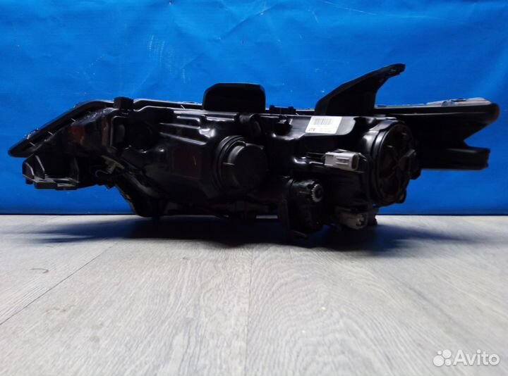 Фара правая Mitsubishi Outlander 3 2012