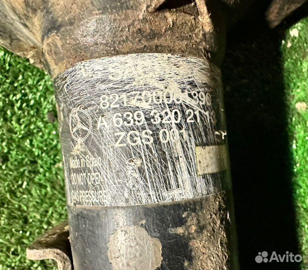 Стойка передняя левая Mercedes-Benz Vito 2.2 2007