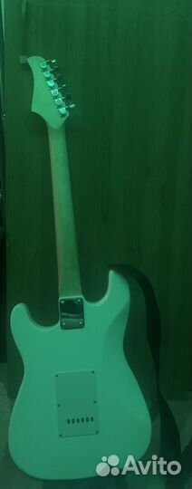 Электрогитара stratocaster