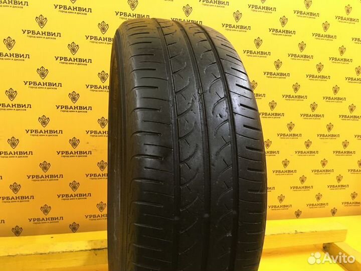 Yokohama BluEarth AE01 215/60 R16 99H