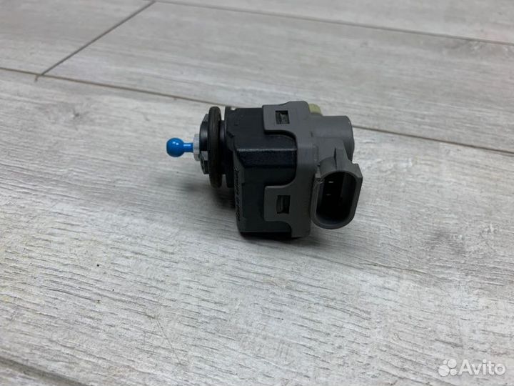 Корректор фар Nissan Qashqai кроссовер R9M 2013