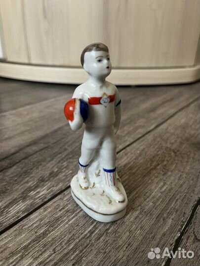 Статуэтка Юный Динамовец