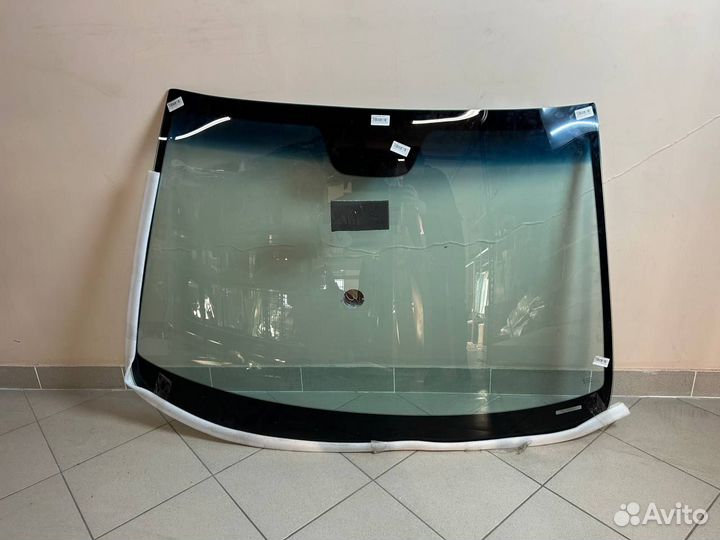 Стекло лобовое faw besturn b50 KMK