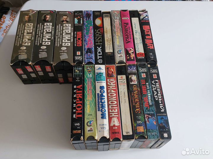 Видео кассеты с фильмами бригада