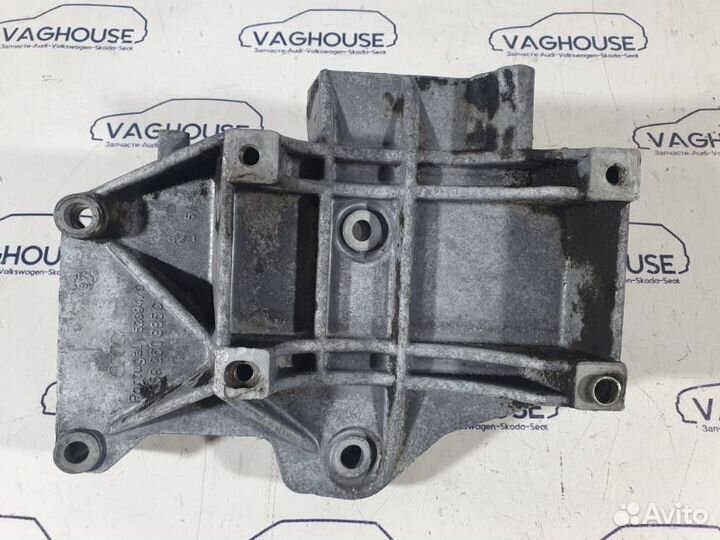 Кронштейн кондиционера Volkswagen Passat B5 3B2