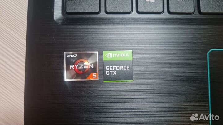 Ноутбук Asus