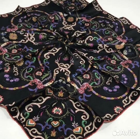 Платок шелковый Armine