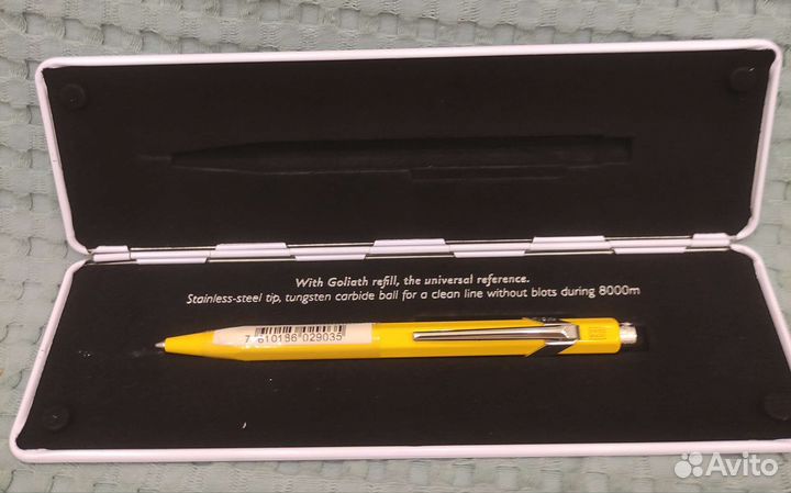 Швейцарские шариковые ручки 