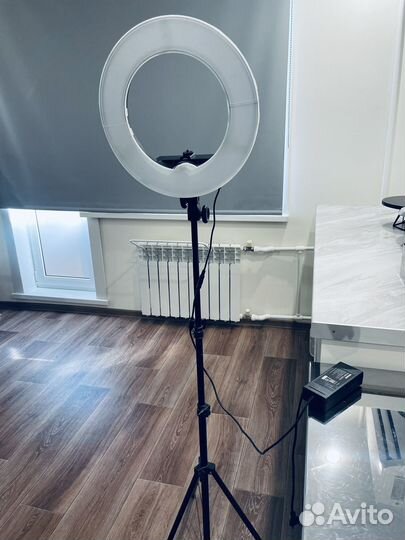 Кольцевая лампа