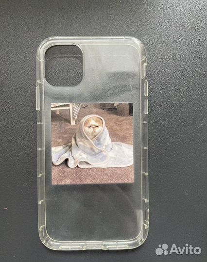 Чехол на iPhone 11