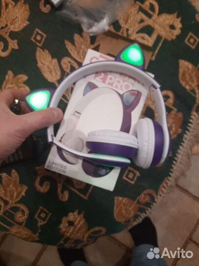 Беспроводные наушники с ушками светящиеся