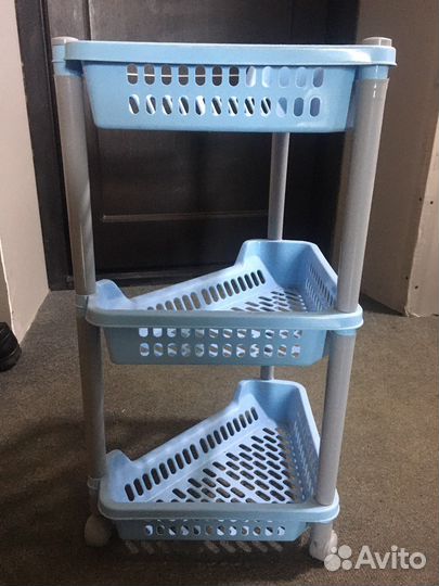 Полка в ванную угловая