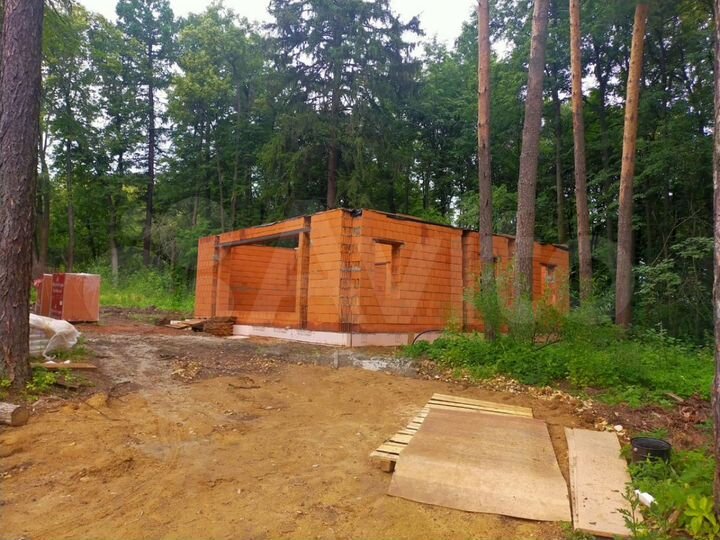 Коттедж 185 м² на участке 7 сот.