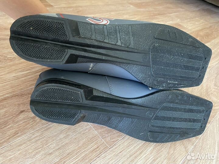 Беговые лыжи