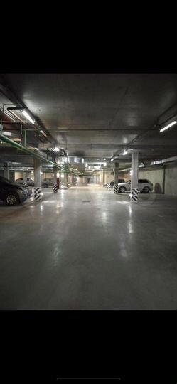 Машиноместо, 18 м²