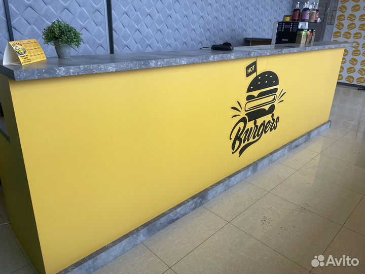 Барная стойка (ресепшен)