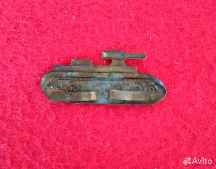 Танк в петлицу красноармейца ркка