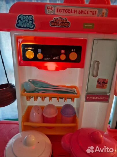 Детская игровая кухня с водой