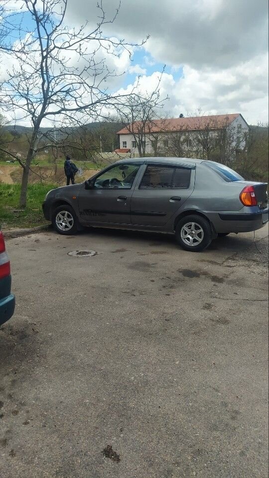 Renault Symbol: фото из отзыва