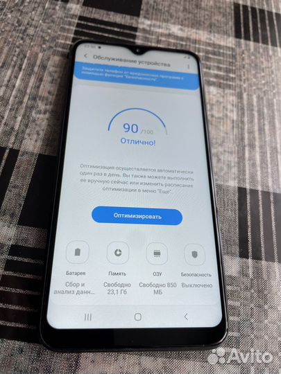 Samsung Galaxy A10, 2/32 ГБ