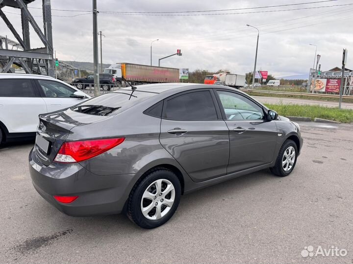 Hyundai Solaris 1.4 МТ, 2012, 190 000 км