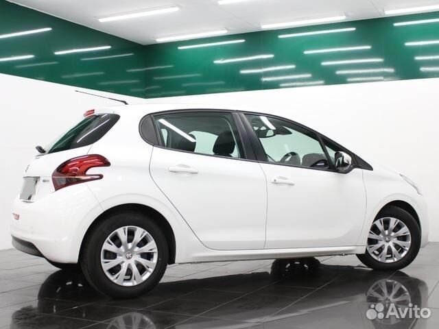 Peugeot 208 1.2 AT, 2017, 26 400 км